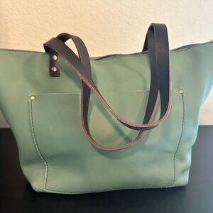 Portland Leather Leather Tote with Zipper in Green